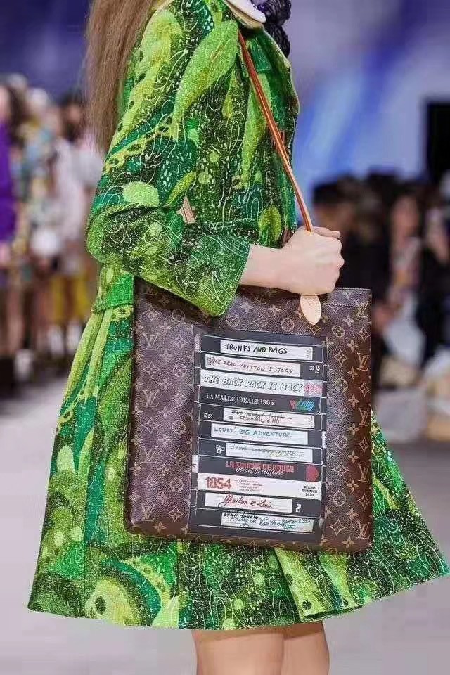 AAAAA Imitation Louis Vuitton Original Monogram Canvas M44778 HY26716oT91