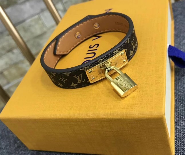 AAAAA Louis Vuitton Bracelet CE2303 HY10467Qa67