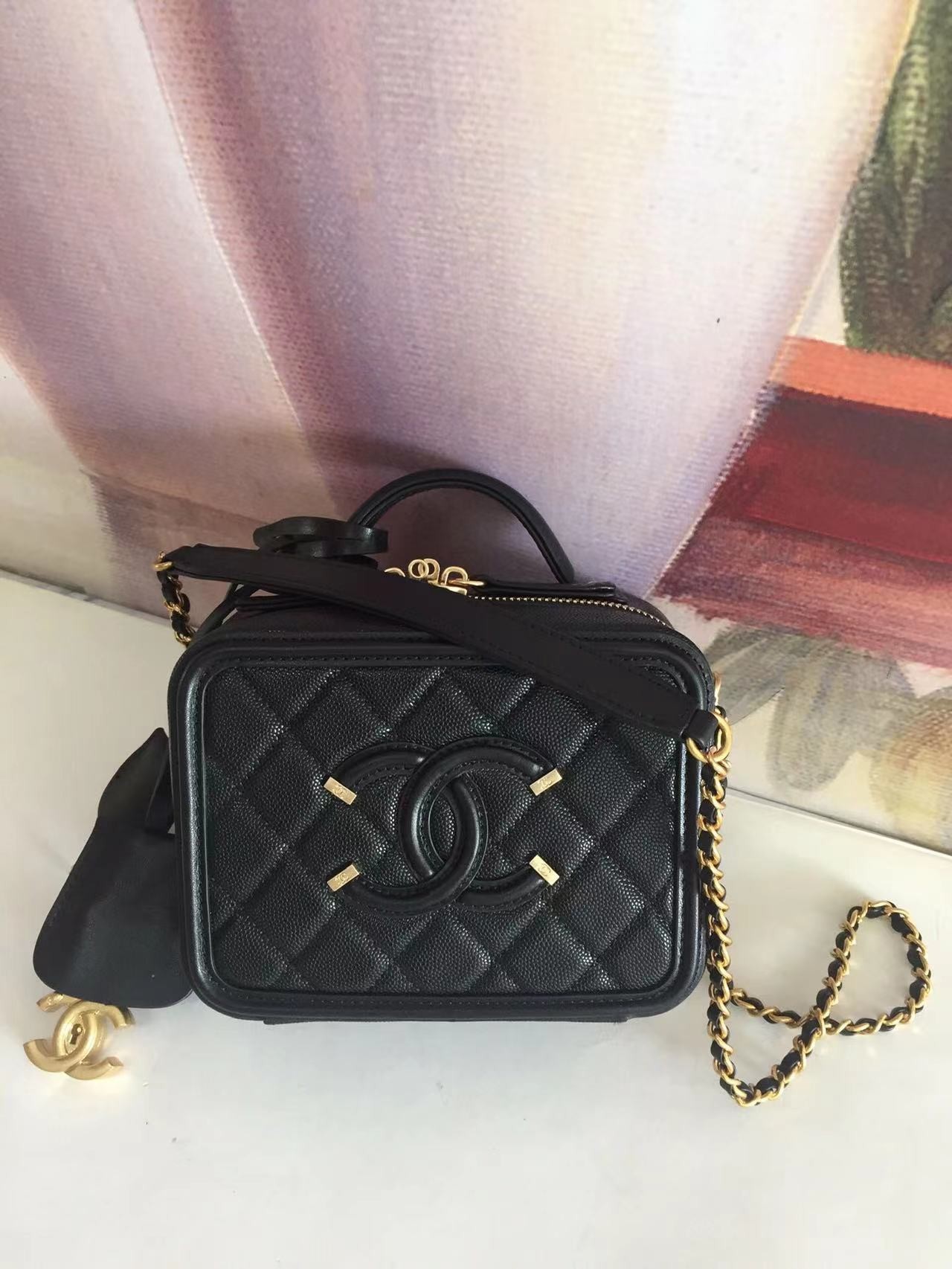 Best 1:1 Chanel mini Vanity Case Grained Calfskin A93342 Black HY19545OR71