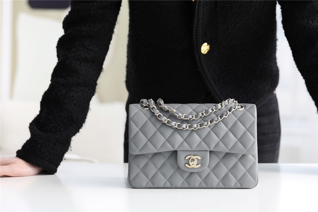 Best 1:1 Chanel Small Classic Handbag Grained Calfskin & silver-Tone Metal A01113 grey HY5675OR71