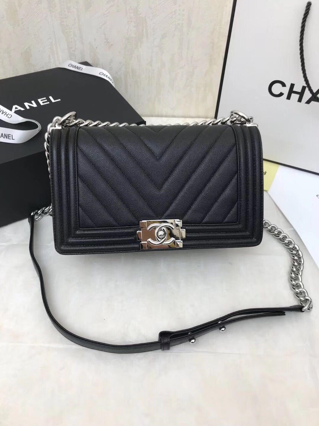 Chanel Boy Flap Caviar Original V Leather Shoulder Black Bag A67086 Silver HY7131DS71
