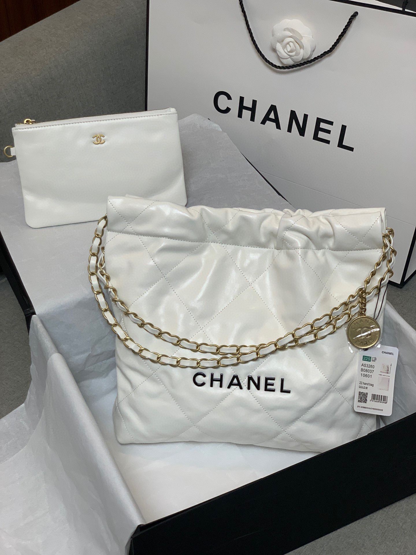 Chanel Calf leather shopping bag AS3261 White HY27060Lp50