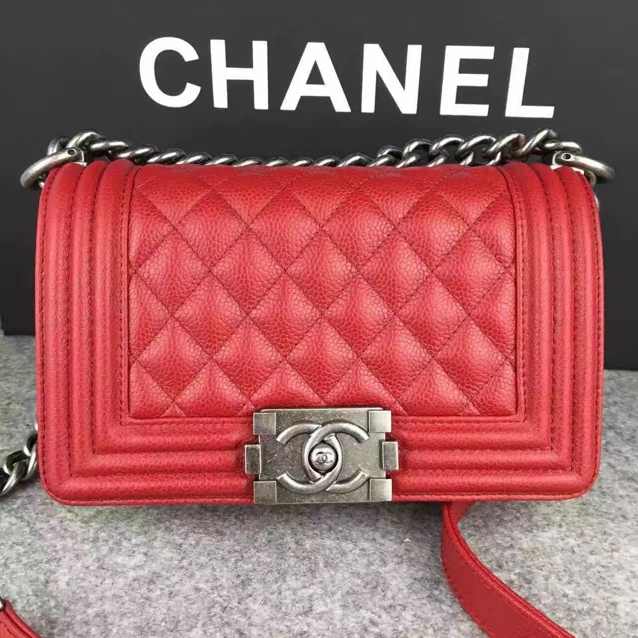 Chanel Le Boy Flap Shoulder Bag Original Cavier Leather A67085 Red Silver Buckle HY2627aM39