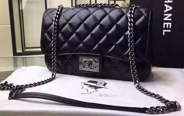 Fake Chanel Classic Flap Bag Original Calfskin Leather A92760 Black HY20661pE71