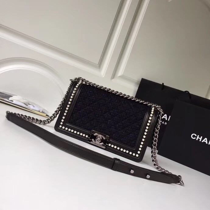 Fake Chanel LE BOY Shoulder Bag Original A67086 black HY21437lF58