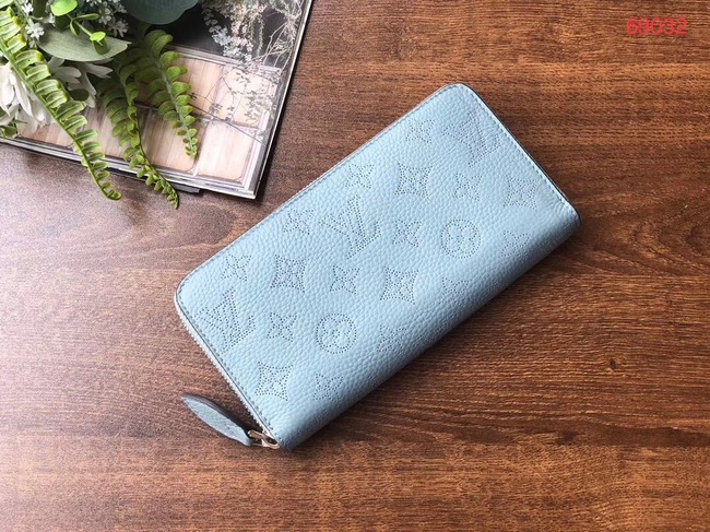 Fake Louis vuitton original Iris ZIPPY Wallet M69032 blue HY19270kw88