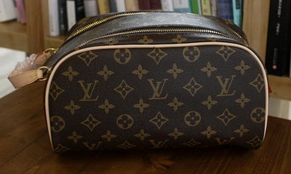 First-class Quality Louis Vuitton M47528 Monogram Canvas King Size Toiletry Bag HY6504xO55