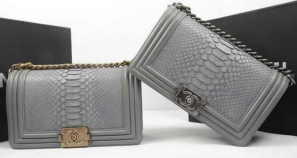 Imitation Boy Chanel Flap Bag Original Python Leather A67025 Grey HY6068Tm92