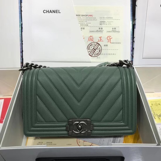 Imitation Chanel Leboy Original caviar leather Shoulder Bag V67086 green silver chain HY1070zn33