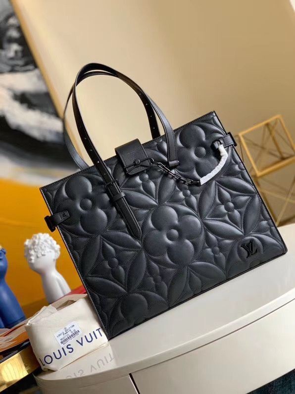 Imitation Louis Vuitton ONTHEGO Original Leather Bag M60725 Black HY22829ye39