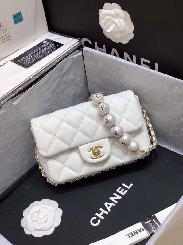 Knockoff Chanel Flap Original Sheepskin Leather mini pearl cross-body bag cf1116 White HY19427fY84