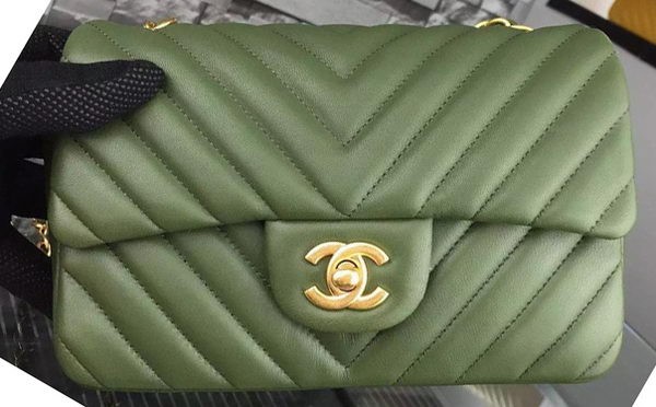 Knockoff Chanel mini Classic Flap Bag Green Original Sheepskin Chevron Leather CHA5500 Gold HY11388cS18
