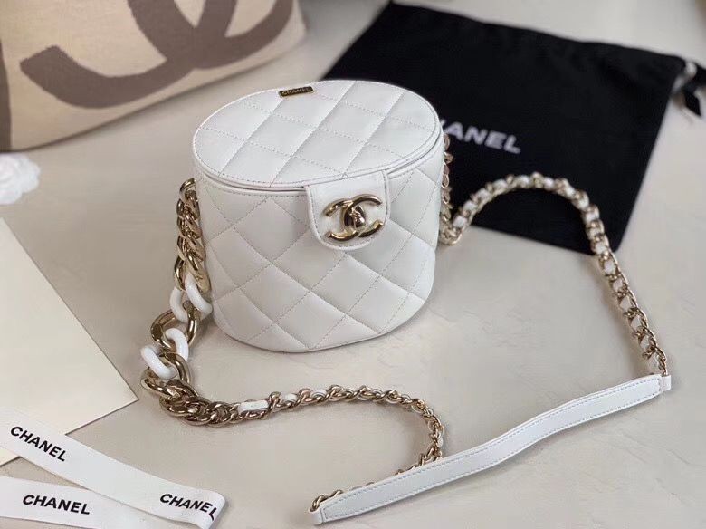Knockoff Chanel Original Leather Cosmetic Bag Resin Chain Bag C63298 White HY24567iV87