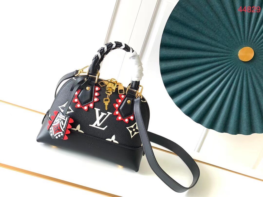 Louis Vuitton Original Leather ALMA BB M44829 Black HY18709sp14
