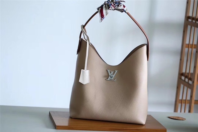 Louis vuitton original LOCKME HOBO M44330 Beige HY13607Lo54