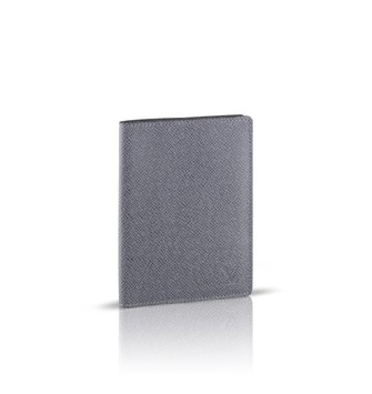 Louis Vuitton Taiga Leather Passport Cover M32647 HY25092uk46