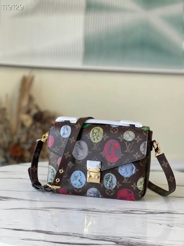 Luxury Louis Vuitton Monogram Canvas Pochette Metis Original Leather M40780 Badge HY26511UV86