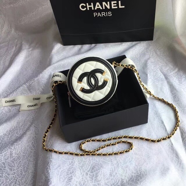 Replica Chanel Original Clutch with Chain A81599 white HY9098ui32