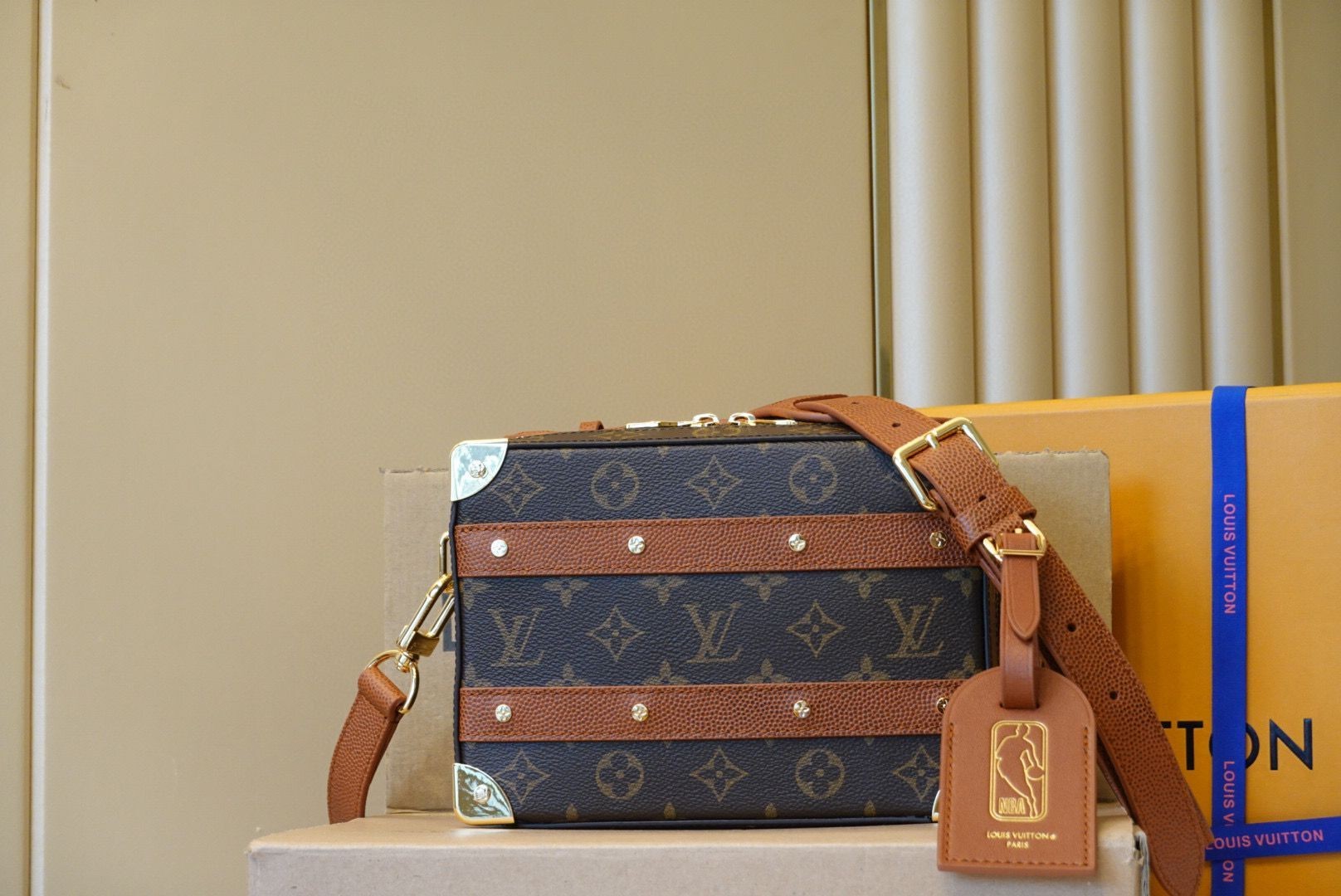 Replica Louis Vuitton Monogram Canvas Handle Trunk Original Leather Bag M45785 Brown HY15815DY71