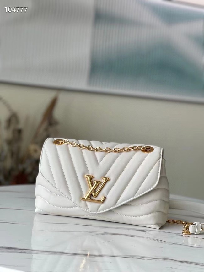 Replica Louis vuitton NEW WAVE CHAIN BAG M58549 Ivory HY26583TN94