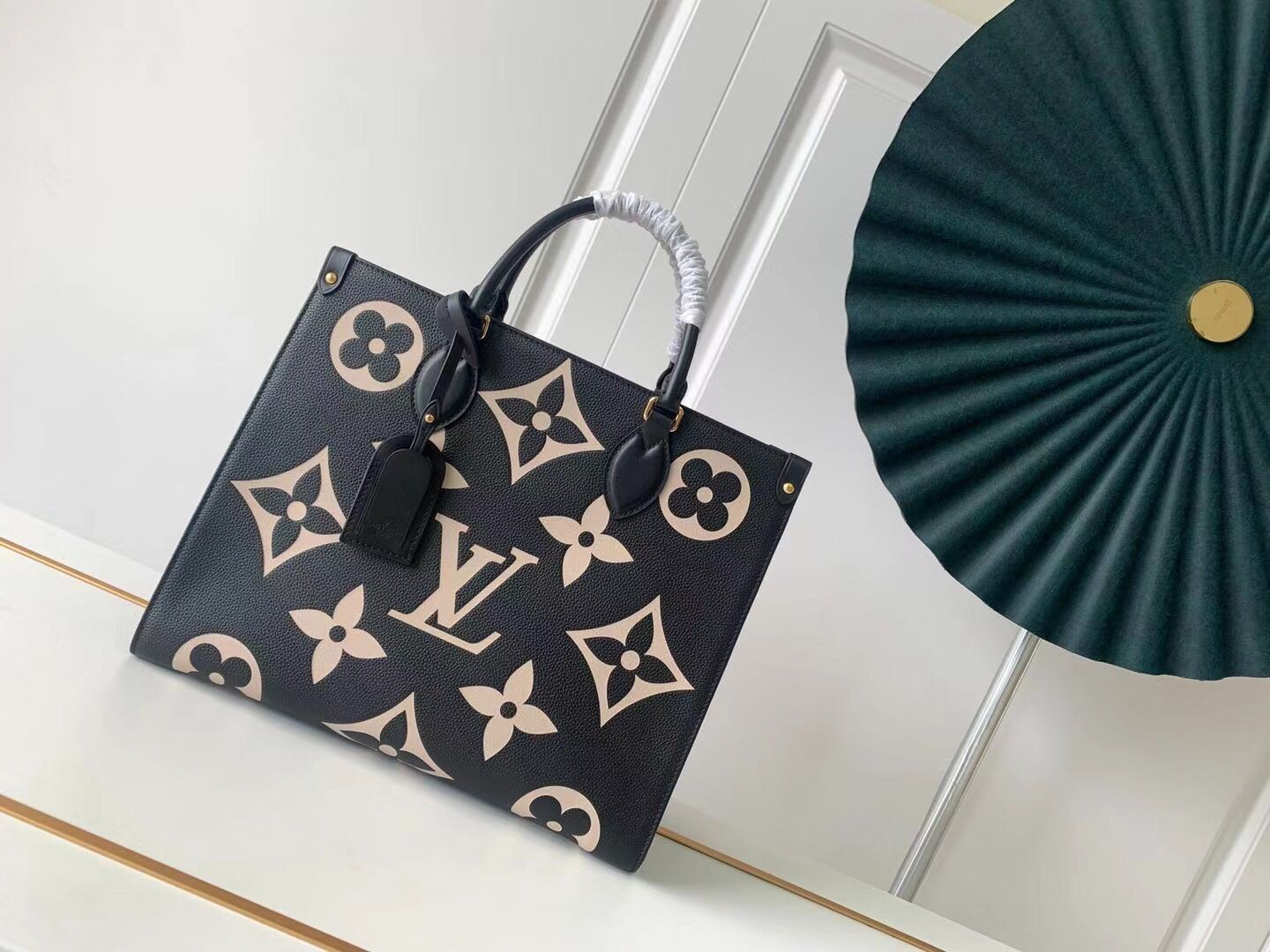Replica Louis Vuitton Original Onthego medium tote bag M45495 black HY1737XB19