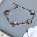 AAA 1:1 Louis Vuitton Bracelet CE5819 HY15732yF79