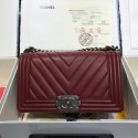 AAAAA Knockoff Chanel Leboy Original caviar leather Shoulder Bag V67086 Wine silver chain HY15860Pg26