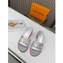 Fake Louis Vuitton slipper M36957-8 HY18460Iw51