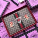 Gucci Embroidered GG Supreme Pouch 431416 Brown HY19636rf34