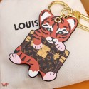 Imitation Fashion Louis Vuitton CHARM AND KEY HOLDER M00364 HY3589kd19