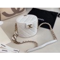 Knockoff Chanel Original Leather Cosmetic Bag Resin Chain Bag C63298 White HY24567iV87