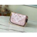 Louis Vuitton Monogram Vernis MINI POCHETTE ACCESSOIRES M58009 pink HY4278gE29