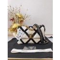 Replica chanel 19 flap bag AS1160 White & Black HY8283ij65