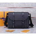 Replica Louis Vuitton CHRISTOPHER MESSENGER M58476 black HY8044Ye83