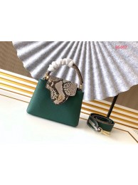 Best Quality Imitation Louis Vuitton Original Taurillon leather CAPUCINES BB M95509 green HY1623dK58