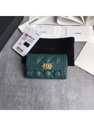 BOY CHANEL Card Holder A80603 green HY18944yC28