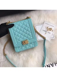 Boy chanel handbag Grained Calfskin & Gold-Tone Metal AS0130 Light Blue HY7475rf73