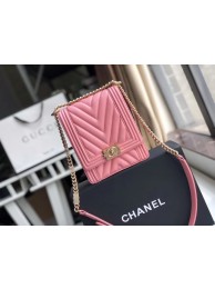 Fake Boy chanel handbag Grained Calfskin & Gold-Tone Metal VS0130 pink HY10798xR88