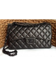 Fake Chanel Classic Flap Bag Original Lambskin Leather A1113 Black HY22489yQ90
