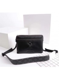 Fake Louis vuitton MESSENGER PM M52176 black HY7332xE84