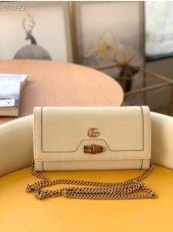 Gucci Diana chain wallet with bamboo 658243 white HY11226EW67