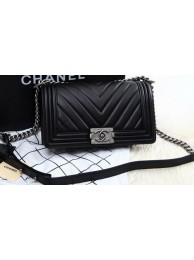 Imitation Boy Chanel Flap Bag Calfskin Chevron Quilting A67086 Black HY20303Tm92