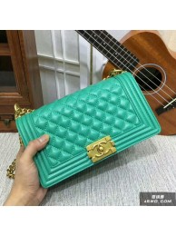 Imitation Boy Chanel Flap Shoulder Bag Sheepskin Leather 67086A Green HY13664Fo38