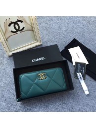 Luxury CHANEL 19 sheepskin & Gold-Tone Metal Wallet AP1063 green HY12228bE46