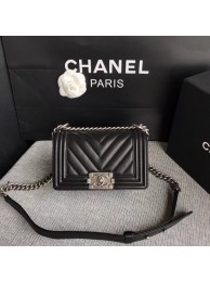 Replica Chanel Le Boy Flap Shoulder Bag Original Calf leather A67085 black silver Buckle HY11632it96