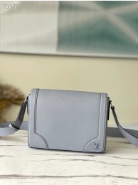 Replica Louis Vuitton NEW FLAP MESSENGER M30807 gray HY8690iu55
